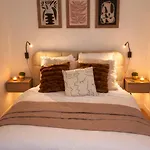 Apartament Peaceful & Elegant Retreat In The Heart Of Town Carcassonne