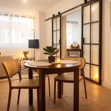 Peaceful & Elegant Retreat In The Heart Of Town Apartamento *