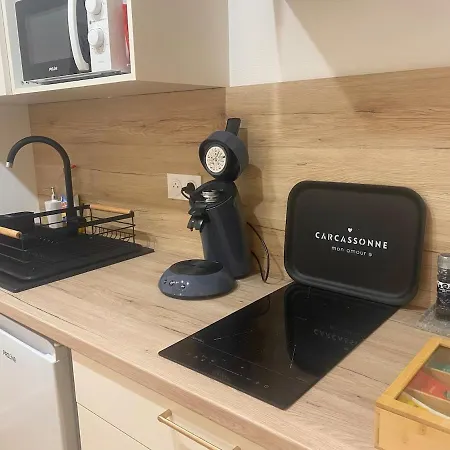 Peaceful & Elegant Retreat In The Heart Of Town *