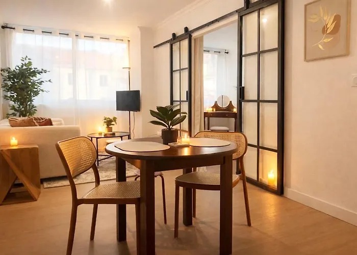 Peaceful & Elegant Retreat In The Heart Of Town Apartment *